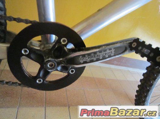 Kolo na dirt nebo trial – fotografie 3