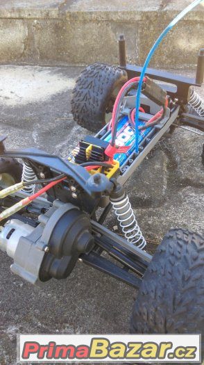 RC Model Traxxas Stampede – fotografie 2
