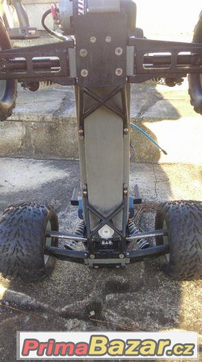 RC Model Traxxas Stampede – fotografie 3
