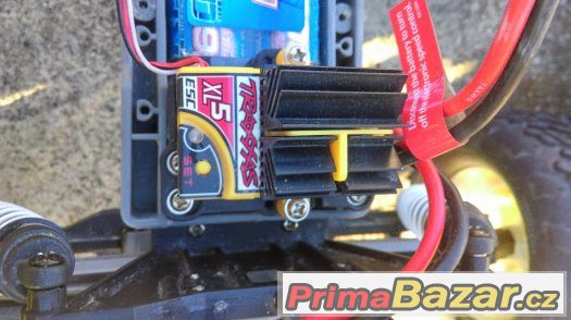 RC Model Traxxas Stampede – fotografie 5