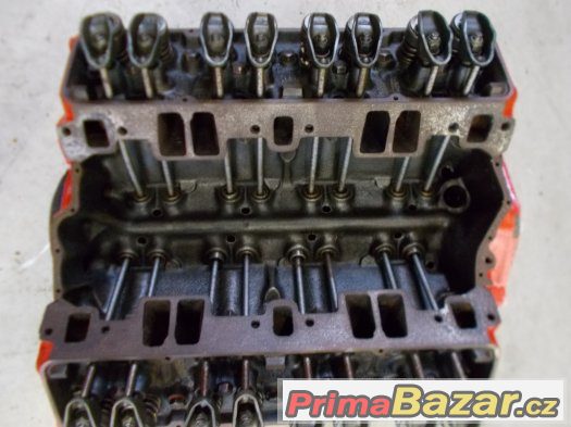 Motor GM Smallblock 350cui 5.7 V8 po repasi – fotografie 4