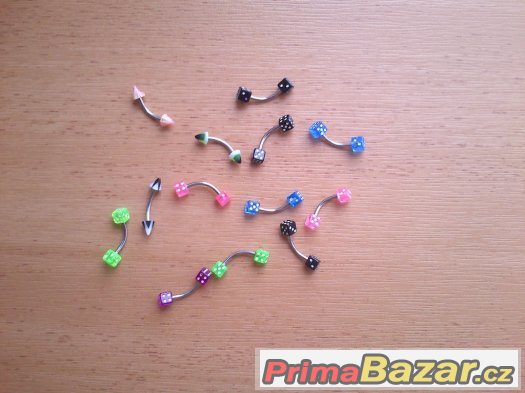 Různé piercingy – fotografie 2