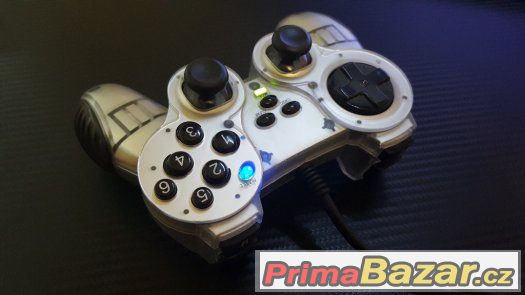 Herní ovladač / Gamepad USB – fotografie 1