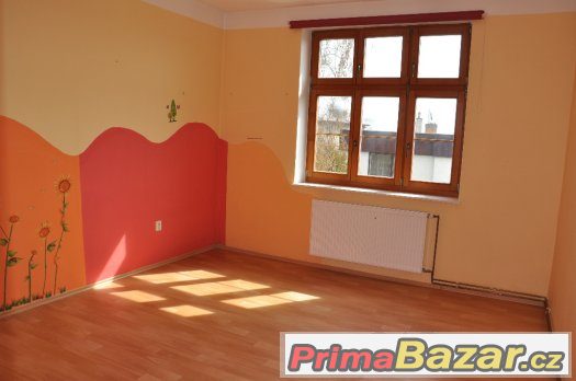 Pronájem bytu 3 + 1 v Opavě-Předměstí – fotografie 3