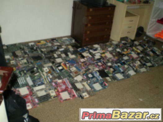 MB zakladní desky z PC Poptavká – fotografie 1