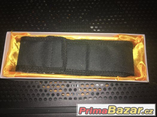 Extravýkonný Paralizer 250 000V + pouzdro a baterka – fotografie 2