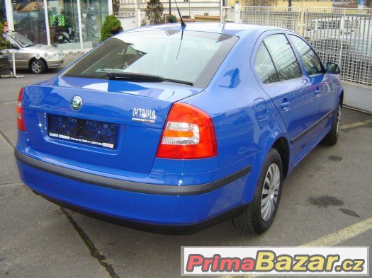 Škoda Octávia II 1.6 MPi 75KW Ambiente – fotografie 2