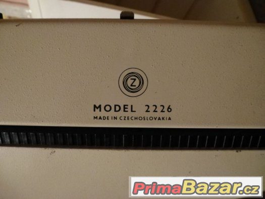 Psací stroj Consul 2226 – fotografie 3