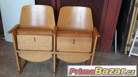 Prodám sklápěcí kinolavice zn. TON  - 60. léta – fotografie 3