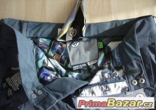 NOVE pánske tmavošedé zimní kalhoty -oteplovaky VOLCOM vel.M – fotografie 4