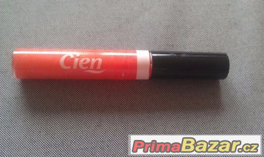 Lesk na rty Coral Cien – fotografie 1