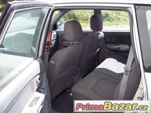 Kia Carens 1.8 16V 93kw rok 2003 – fotografie 4