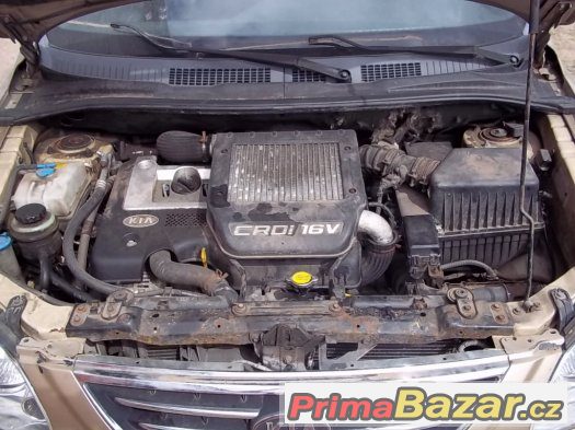 Kia Carens 2.0 16V CRDI rok 2000 – fotografie 4