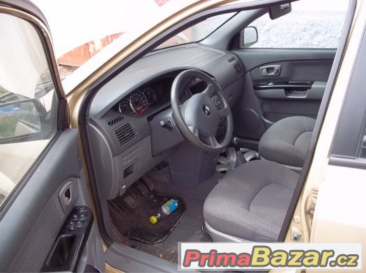 Kia Carens 2.0 16V CRDI rok 2000 – fotografie 5