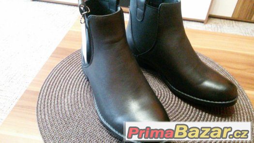 Nove kotnikove boty 37 – fotografie 1