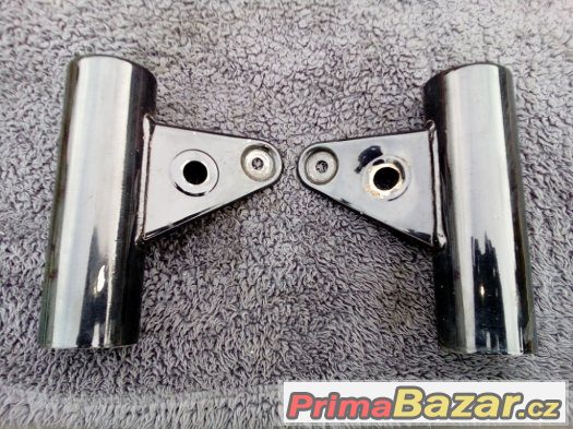 Drzaky predniho svetla Jawa 350/634 Konopnice – fotografie 1