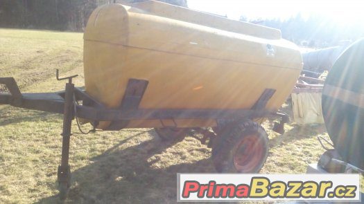 Prodám laminátovou voznici (fekál)na vodu 3000L – fotografie 4