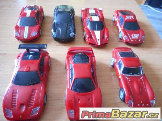 Modely autíček zn. Ferrari – fotografie 2