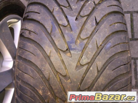 Prodám elektrony 15" Peugeot 4x108 – fotografie 2