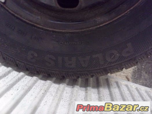 VW Golf IV zimní­ pneu + disky – fotografie 2