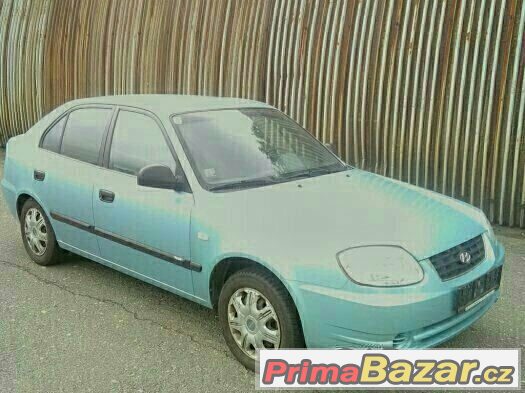 TOP STAV Hyundai Accent 1.3 BENZÍN KLIMA R.V. 10/2005 – fotografie 2