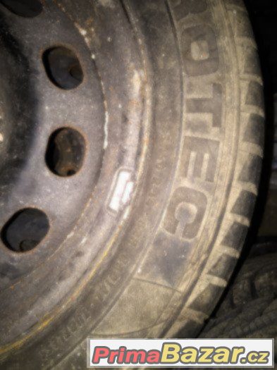 PRODÁM OBUTOU LETNÍ SADU NA FORD 4x108 S PNEU 185/60/14" – fotografie 5