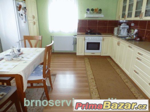 Prodej nového domu s velkou zahradou,sklípek, Ladná – fotografie 1