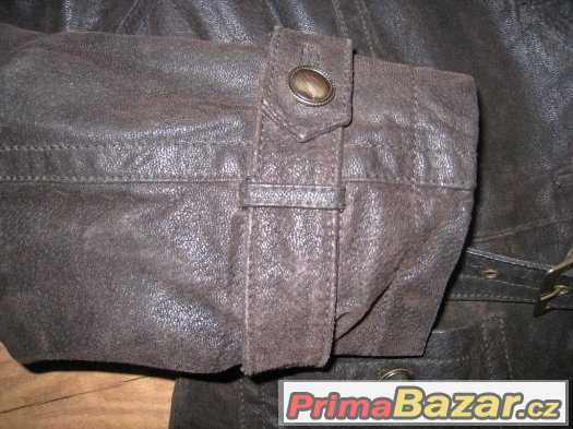 Kožený dámský kabátek – fotografie 4