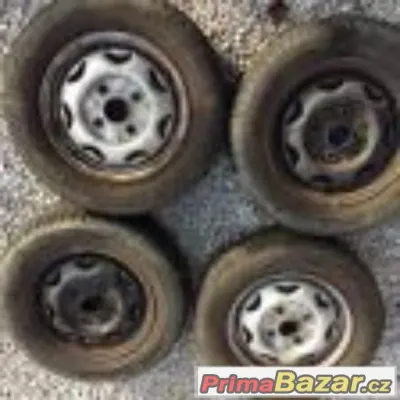 Kola Subaru Justy 13"