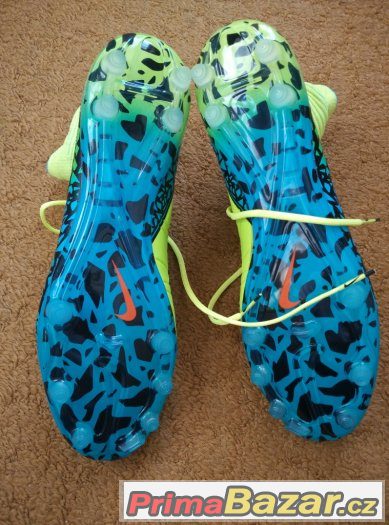 Nike Hypervenom Phantom II FG – fotografie 2
