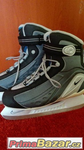 Prodám chlapecké brusle NIKE – fotografie 1