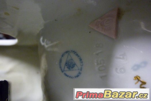 porcelánové figurální hodiny Dux barokní sousoší 30 cm – fotografie 5