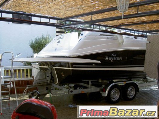 Prodám motorový člun RINKER 230 AT – fotografie 3