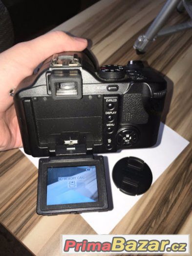 Digitální fotoaparát Panasonic Lumix DMC-FZ30 – fotografie 3