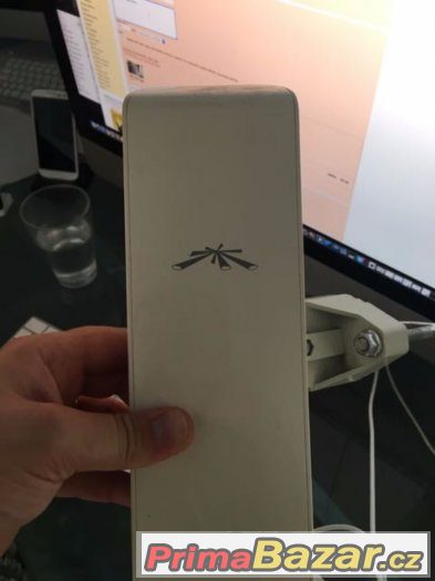 Ubiquiti Nanostation M5 + NanoBracket Univerzalni drzak – fotografie 2