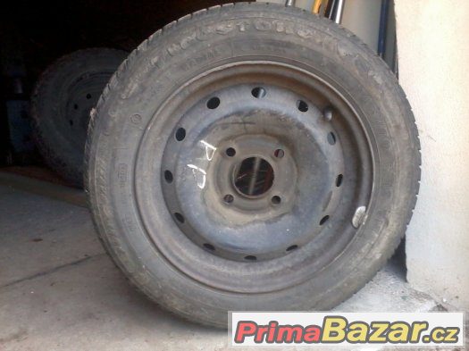 Kola Peugeot 106 letní – fotografie 1