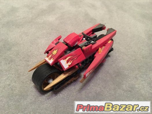 LEGO NINJAGO -  Kaiova motorka s čepelemi ( 9441 ) – fotografie 1