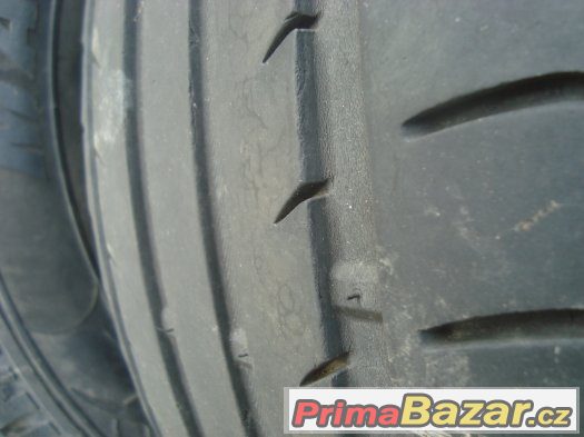 225 55 ZR 17 vredestein – fotografie 2