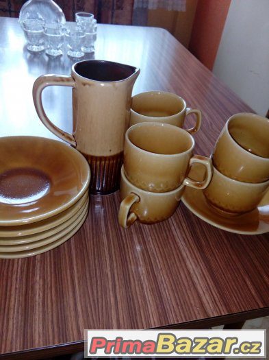 Prodám soupravy hrnečku – fotografie 1