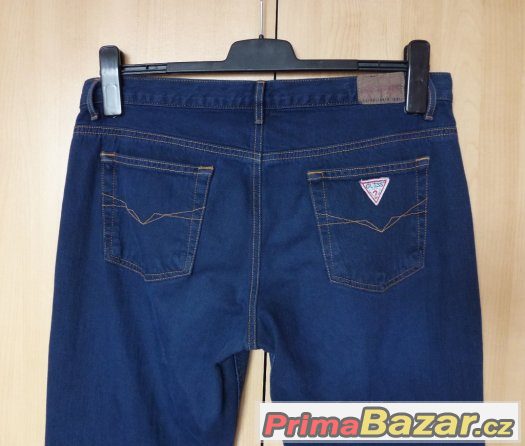 LUXUSNÍ ZNAČKOVÉ RIFLE / DŽÍNY zn. GUESS JEANS - ROVNÝ STŘIH – fotografie 4
