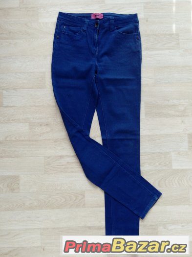 Modré skinny kalhoty – fotografie 1