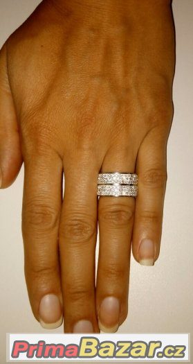 Dámský prstýnek z chirurgické oceli – fotografie 1