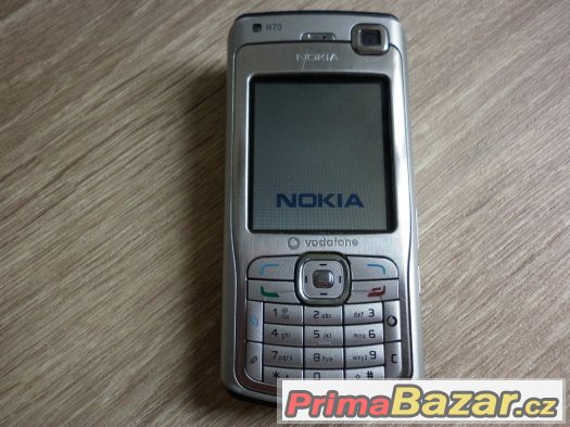 Nokia N70, 2MPx foto, perfektní stav, stříbrná. – fotografie 1