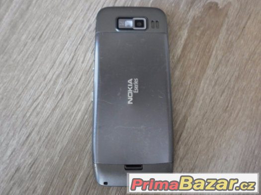 Nokia E52, 3.2MPx, perfektní stav, plně funkční, stříbrná. – fotografie 2