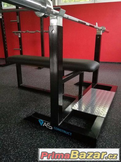 Bench press lavice, Masivní benchpress – fotografie 2