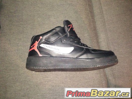 Nové Boty Jordan 43 – fotografie 2