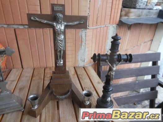 Kříže-staré,z pozůstalosti,různé druhy,dřevo,sklo,kov – fotografie 4