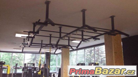 Stropní ručkovací žebříky, workout konstrukce a TRX – fotografie 1