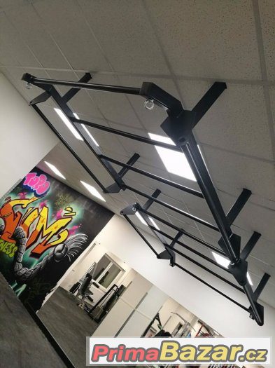 Stropní ručkovací žebříky, workout konstrukce a TRX – fotografie 3