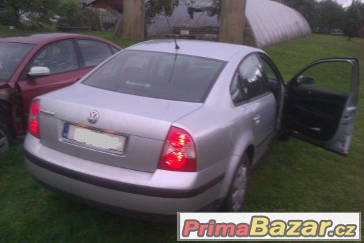 prodam zadni naraznik + viko kufru na passat b5 - b5.5 sedan – fotografie 1